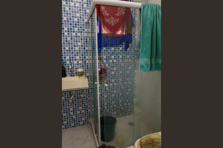 Casa à venda com 182m², 2 quartos e 2 vagas Casa à venda com 182m², 2 quartos e 2 vagasBanheiro