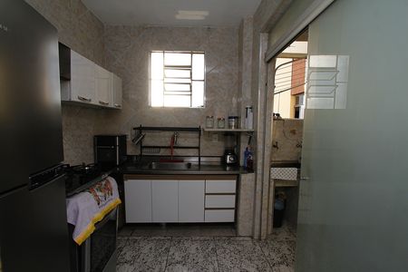 Cozinha de apartamento à venda com 3 quartos, 80m² em Nova Gameleira, Belo Horizonte