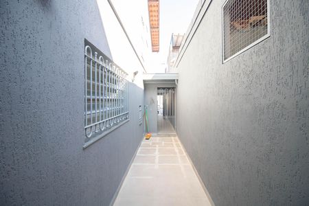 Casa para alugar com 200m², 2 quartos e 1 vaga Casa para alugar com 200m², 2 quartos e 1 vagaQUINTAL E ÁREA DE SERVIÇO