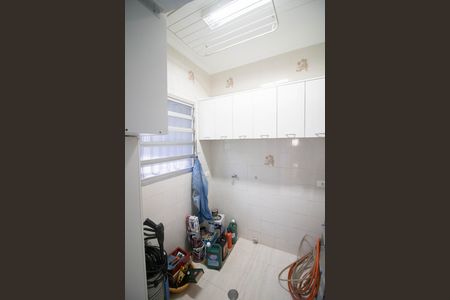 DESPENSA de casa para alugar com 2 quartos, 200m² em Brasilândia, São Paulo