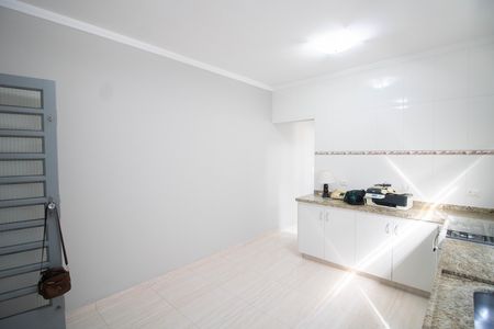 COZINHA de casa para alugar com 2 quartos, 200m² em Brasilândia, São Paulo