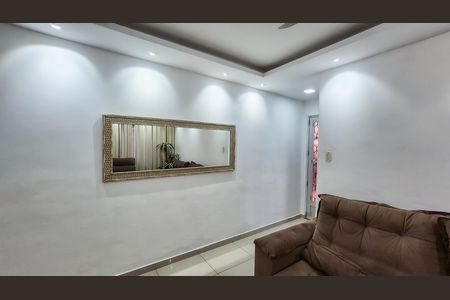 Sala de casa à venda com 2 quartos, 67m² em Brás de Pina, Rio de Janeiro