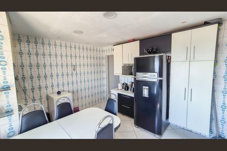 Cozinha e Área de Serviço de casa à venda com 2 quartos, 67m² em Brás de Pina, Rio de Janeiro