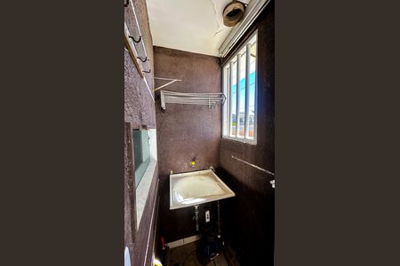 Área de serviço de casa para alugar com 2 quartos, 40m² em Unamar, Cabo Frio