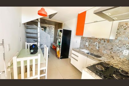 Cozinha de casa para alugar com 2 quartos, 40m² em Unamar, Cabo Frio