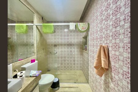Apartamento à venda com 141m², 4 quartos e 2 vagas