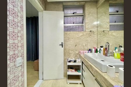 Apartamento à venda com 141m², 4 quartos e 2 vagas