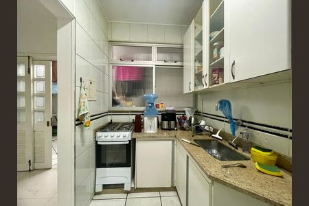 Apartamento à venda com 141m², 4 quartos e 2 vagas
