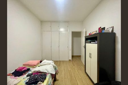 Apartamento à venda com 141m², 4 quartos e 2 vagas