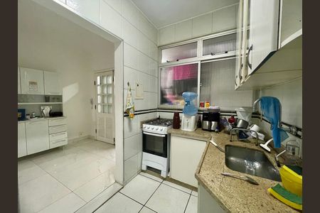 Apartamento à venda com 141m², 4 quartos e 2 vagas