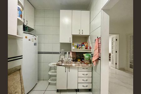 Apartamento à venda com 141m², 4 quartos e 2 vagas
