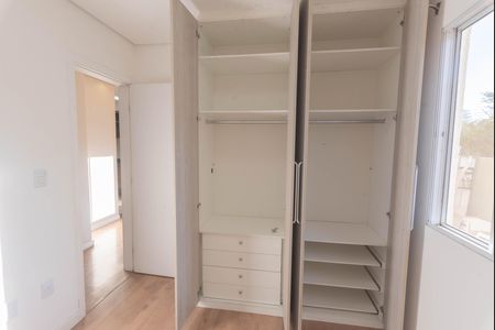 Apartamento à venda com 96m², 3 quartos e 2 vagas Apartamento à venda com 96m², 3 quartos e 2 vagasQuarto 2