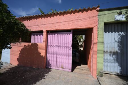 Casa à venda com 5 quartos, 54m² em Setor Grajaú, Goiânia