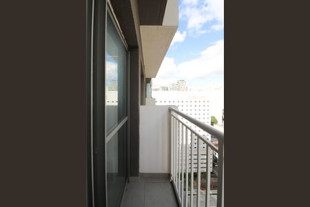 Apartamento para alugar com 24m², 1 quarto e sem vaga Apartamento para alugar com 24m², 1 quarto e sem vagaVaranda