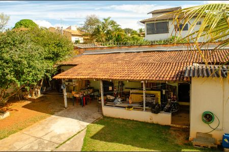 Casa à venda com 630m², 7 quartos e 8 vagas Casa à venda com 630m², 7 quartos e 8 vagasEdícula