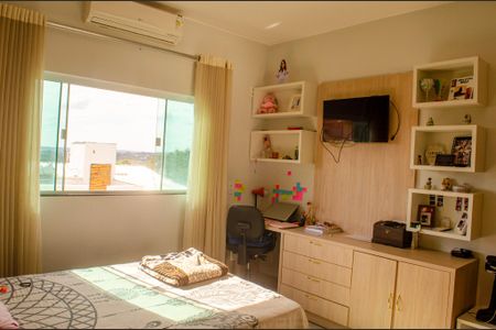 Casa à venda com 630m², 7 quartos e 8 vagas Casa à venda com 630m², 7 quartos e 8 vagasSuíte 2