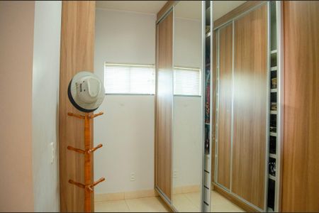 Casa à venda com 630m², 7 quartos e 8 vagas Casa à venda com 630m², 7 quartos e 8 vagasCloset da suíte 4