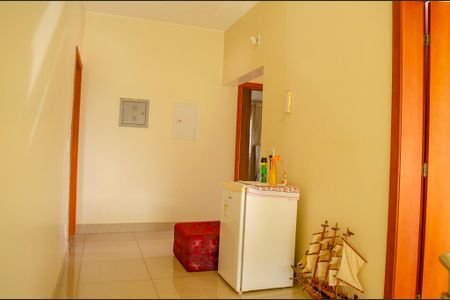 Casa à venda com 630m², 7 quartos e 8 vagas Casa à venda com 630m², 7 quartos e 8 vagasLiving