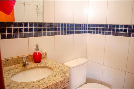 Casa à venda com 630m², 7 quartos e 8 vagas Casa à venda com 630m², 7 quartos e 8 vagasLavabo