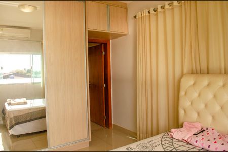 Casa à venda com 630m², 7 quartos e 8 vagas Casa à venda com 630m², 7 quartos e 8 vagasSuíte 2