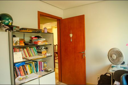 Casa à venda com 630m², 7 quartos e 8 vagas Casa à venda com 630m², 7 quartos e 8 vagasEscritório