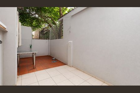 Área externa de apartamento para alugar com 1 quarto, 50m² em Menino Deus, Porto Alegre