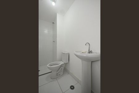 Banheiro de apartamento à venda com 2 quartos, 37m² em Vila Andrade, São Paulo
