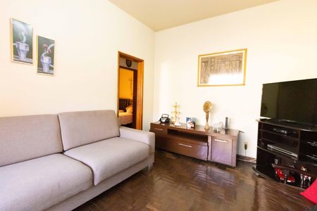 Casa à venda com 3 quartos, 500m² em Parque Pedro Ii, Belo Horizonte