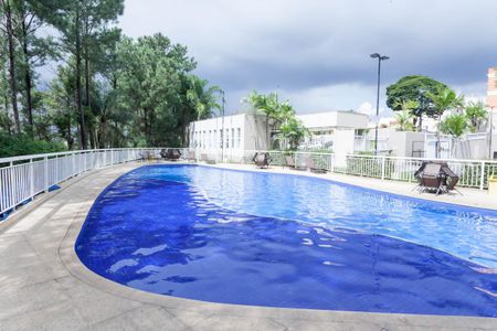 Apartamento para alugar com 72m², 2 quartos e 1 vaga Apartamento para alugar com 72m², 2 quartos e 1 vagaÁrea comum - Piscina