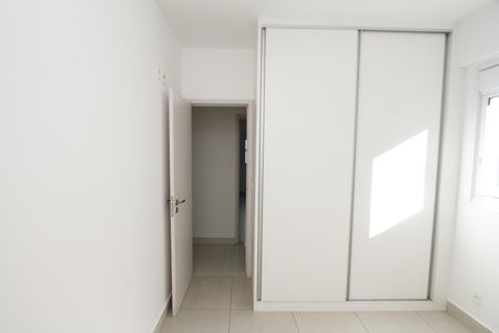 Apartamento para alugar com 72m², 2 quartos e 1 vagaQuarto 2