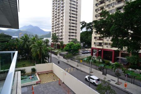 Apartamento para alugar com 67m², 2 quartos e 1 vaga