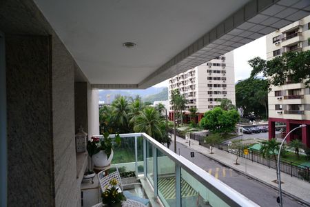 Apartamento para alugar com 2 quartos, 67m² em Barra da Tijuca, Rio de Janeiro