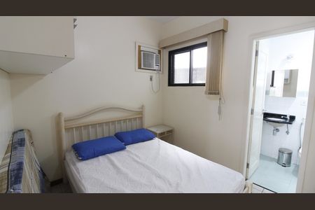 Quarto 2 - Suíte de apartamento para alugar com 3 quartos, 109m² em Vila Nova, Cabo Frio