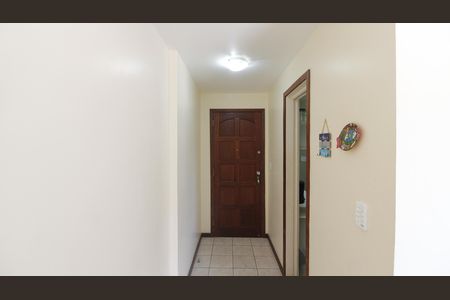 Sala de apartamento para alugar com 3 quartos, 109m² em Vila Nova, Cabo Frio
