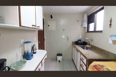 Apartamento para alugar com 109m², 3 quartos e 2 vagasCozinha