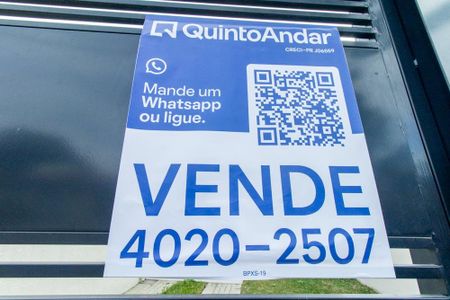 Casa à venda com 108m², 3 quartos e 2 vagas Casa à venda com 108m², 3 quartos e 2 vagasPlaca