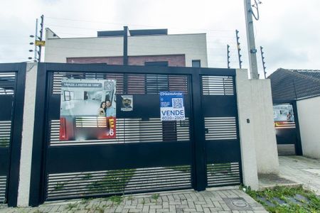 Casa à venda com 108m², 3 quartos e 2 vagas Casa à venda com 108m², 3 quartos e 2 vagasPlaca
