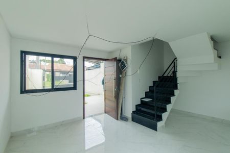 Sala de casa à venda com 3 quartos, 108m² em Uberaba, Curitiba