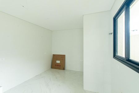 Casa à venda com 108m², 3 quartos e 2 vagas Casa à venda com 108m², 3 quartos e 2 vagasCozinha