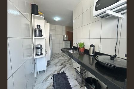 Cozinha de apartamento à venda com 2 quartos, 84m² em São Benedito, Belo Horizonte
