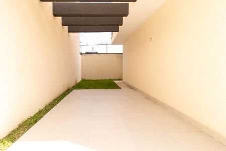 Casa de condomínio à venda com 139m², 3 quartos e 2 vagas