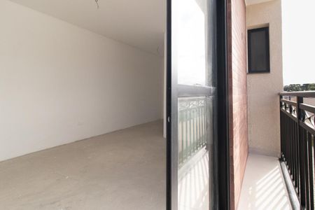 Sacada de casa de condomínio à venda com 3 quartos, 139m² em Uberaba, Curitiba