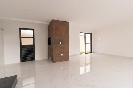 Casa de condomínio à venda com 139m², 3 quartos e 2 vagas Casa de condomínio à venda com 139m², 3 quartos e 2 vagasSala