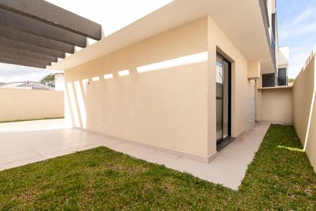 Casa de condomínio à venda com 139m², 3 quartos e 2 vagas Casa de condomínio à venda com 139m², 3 quartos e 2 vagasÁrea externa