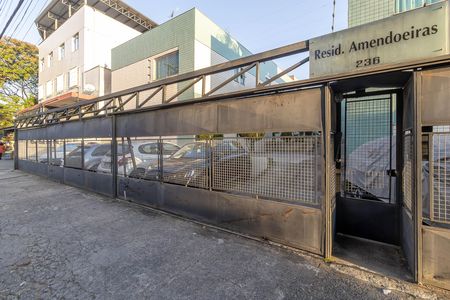 Fachada de casa de condomínio à venda com 2 quartos, 66m² em Dona Clara, Belo Horizonte