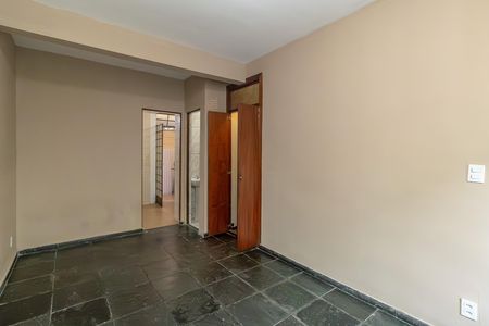 Sala de casa de condomínio à venda com 2 quartos, 66m² em Dona Clara, Belo Horizonte