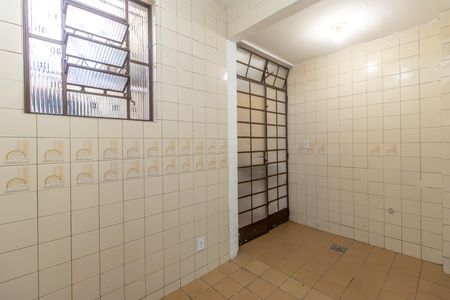 Cozinha de casa de condomínio à venda com 2 quartos, 66m² em Dona Clara, Belo Horizonte