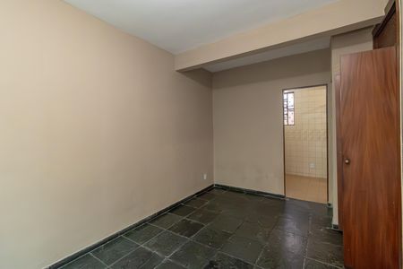 Sala de casa de condomínio à venda com 2 quartos, 66m² em Dona Clara, Belo Horizonte