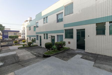 Hall de entrada de casa de condomínio à venda com 2 quartos, 66m² em Dona Clara, Belo Horizonte