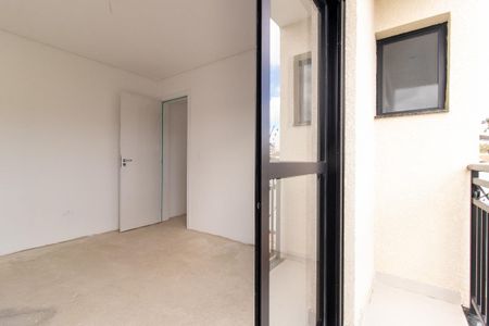 Sacada de casa de condomínio à venda com 3 quartos, 139m² em Uberaba, Curitiba